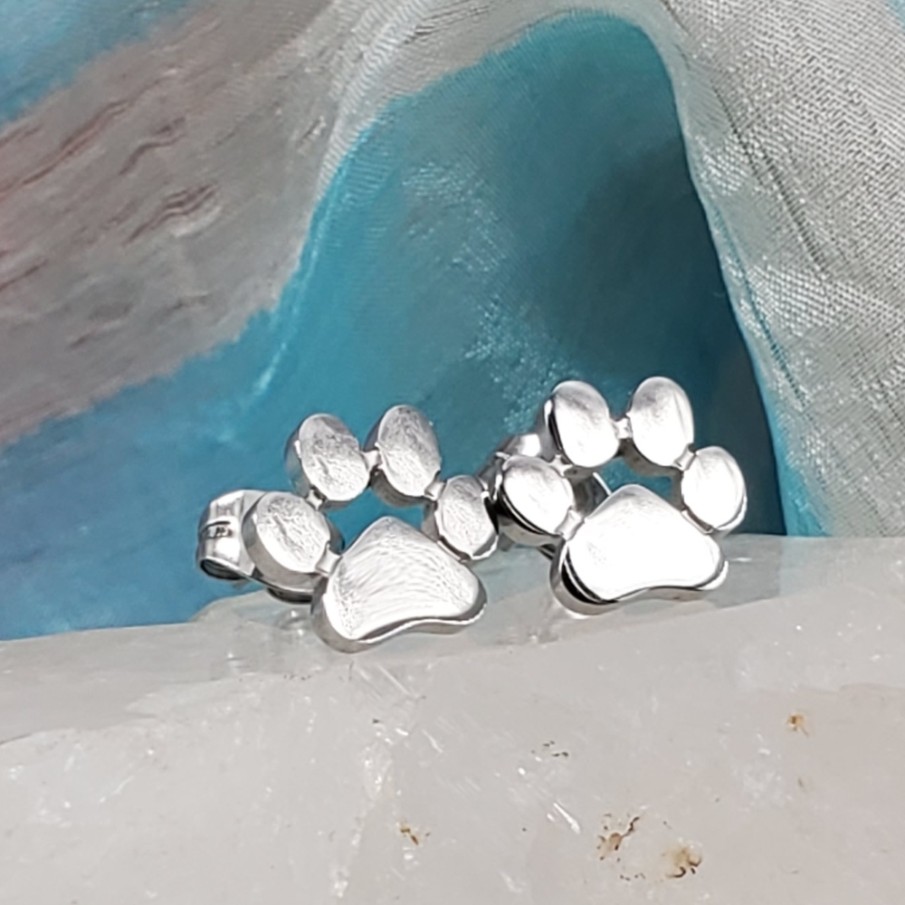 ❤️ Silver Lightweight Earrings Dog Paws Hypoallergenic Studs Minimalist